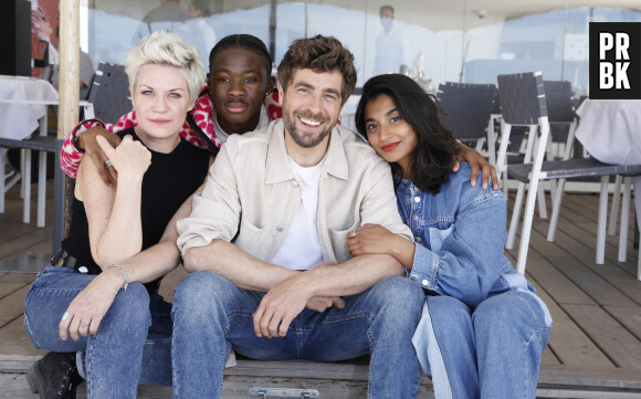 Dembo Camilo, Virginie Caliari, Agustin Galiana, Kathy Packianathan (Ici Tout commence) lors du photocall de 'CanneSeries ' Saison 6 au Palais des Festivals de Cannes le 15 Avril 2023. © Denis Guignebourg/Bestimage 