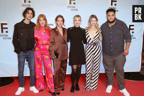 Khaled Alouac, Claire Romain, Axelle Dodier, Sabine Perraud, Florence Coste et Marvin Pellegrino au photocall de la cérémonie de clôture de la 24ème édition du Festival de la Fiction TV de La Rochelle, France, le 17 septembre 2022. © Patrick Bernard/Bestimage