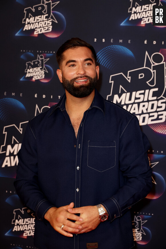 Kendji Girac au photocall de la 25ème cérémonie des "NRJ Music Awards (NMA)" au palais des Festivals et des Congrès de Cannes, France, le 10 novembre 2023. © Dominique Jacovides/Bestimage