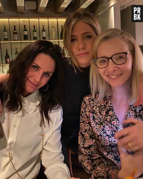 Jennifer Aniston, Lisa Kudrow et Courteney Cox jouent la carte Friends