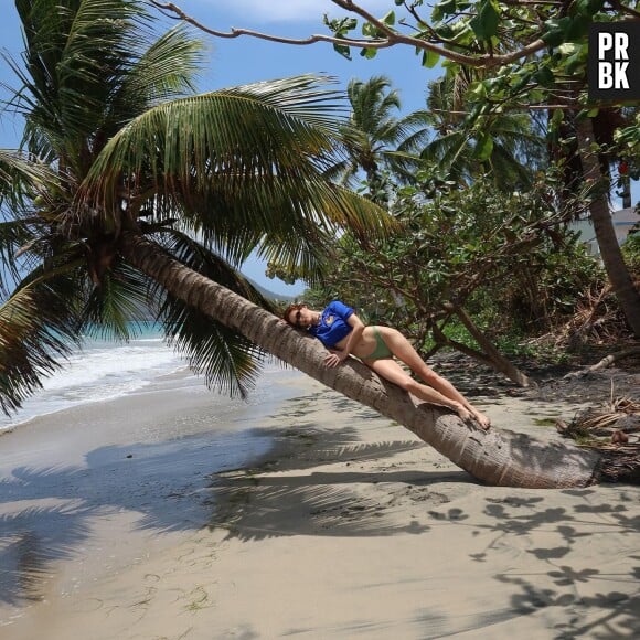 Maeva Coucke en Martinique avec le maillot de l'équipe de France