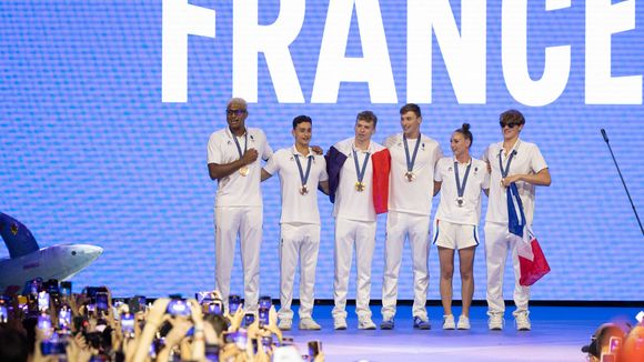 Jeux Olympiques 2024 : les athlètes riches grâce aux médailles ? La France annonce une mauvaise surprise, ça fait polémique, "C'est scandaleux"