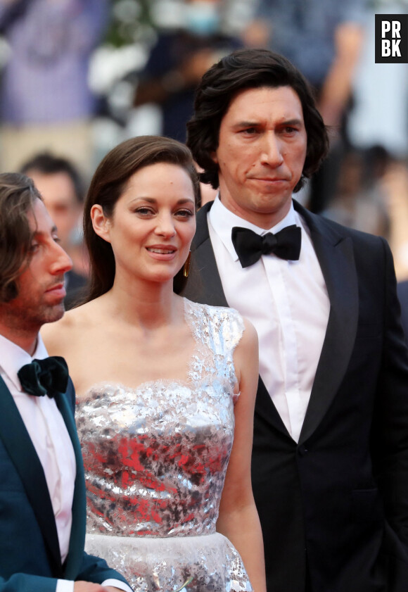 Simon Helberg, Marion Cotillard et Adam Driver - Montée des marches du film « Annette » lors de la cérémonie d'ouverture du 74ème Festival International du Film de Cannes. Le 6 juillet 2021 © Borde-Jacovides-Moreau / Bestimage