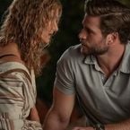 Lonely Planet (Netflix) : des scènes intimes compliquées à tourner avec Liam Hemsworth ? Laura Dern raconte les coulisses, "Il n'y avait rien dont..."
