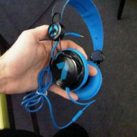 M. Pokora ... Son casque pour la marque On Earz, en exclu sur Twitter (PHOTO)