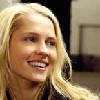Teresa Palmer n'est plus célibataire ... mais en couple