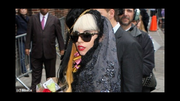 Lady Gaga en promo Born This Way : son nouveau look improbable (PHOTOS)
