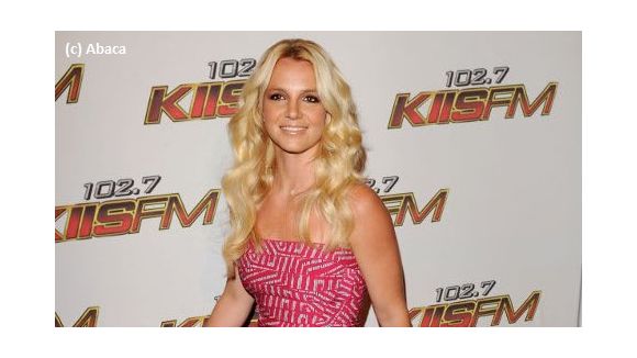 VIDEO - le fils de Britney Spears fait le buzz ... elle le fait monter sur scène