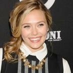 Elizabeth Olsen nouvelle Thérese Raquin de Zola ... avec Tata Glenn Close en renfort