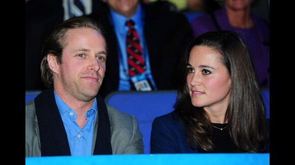 Pippa Middleton : deux inconnus et du tennis pour oublier son ex (PHOTOS)