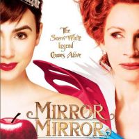 Lily Collins dans Mirror Mirror : l'ex de Taylor Lautner s'affiche avec Julia Roberts