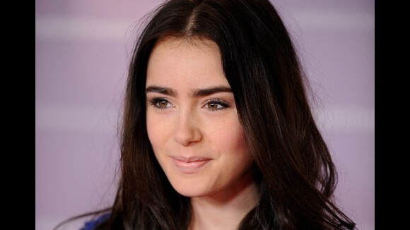 Lily Collins va nous faire flipper dans le remake d’Evil Dead