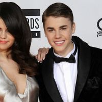 Justin Bieber et Selena Gomez : Sous la couette, c&#039;est pas la fête LOL