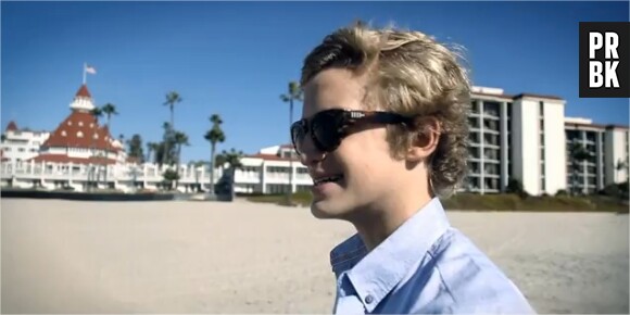 Cody Simpson sur la plage