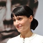 Rooney Mara around the world : censurée en Inde mais sublime au Japon (PHOTOS)