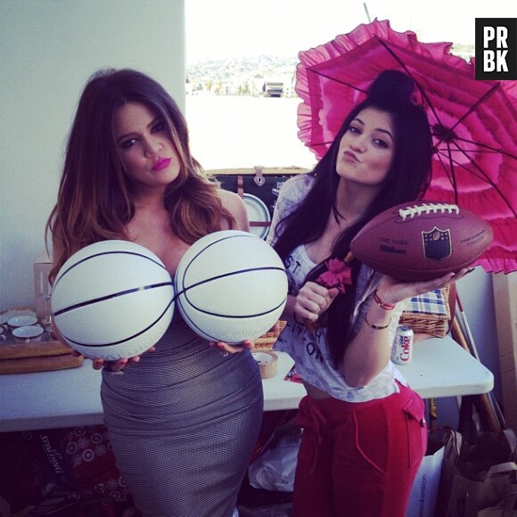 Kylie et Khloé, fans de ballons
