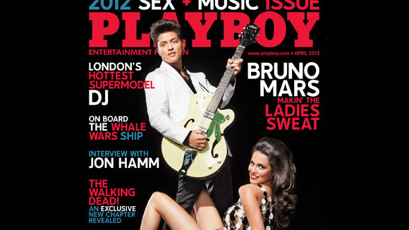 Bruno Mars joue son Playboy et entre dans l'histoire du mag' coquin (PHOTO)