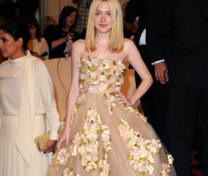 Dakota Fanning, teen star se passe de Facebook et Twitter