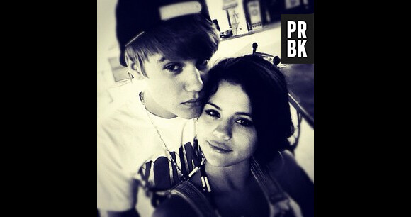 Justin Bieber et Selena Gomez partagent leur amour sur twitter