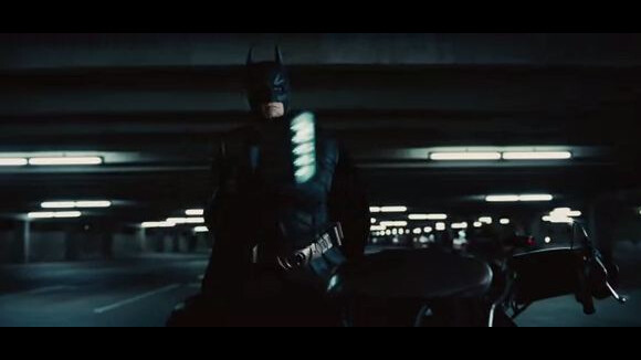 The Dark Knight Rises : la bande annonce du prochain Batman déploie enfin ses ailes !