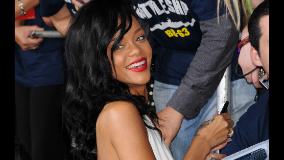 Rihanna : Au fond du trou la veille, et au top le lendemain ! WTF ? (PHOTOS)