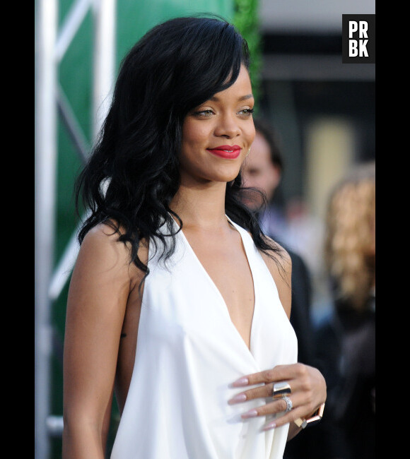 Rihanna a le sourire et respire la santé