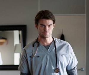 Daniel Gillies incarne Joel Goran