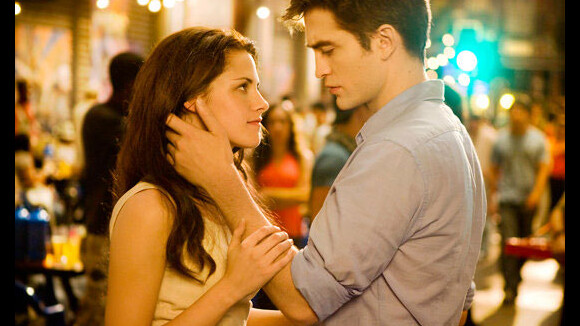 Twilight 5 : Robert Pattinson et Kristen Stewart vont bientôt révéler plein d'infos !