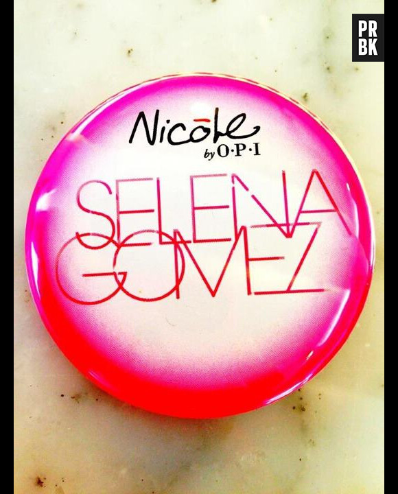 Selena Gomez va sortir un vernis à ongles !