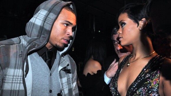 Rihanna : même Chris Brown flippe de ses c*nneries !