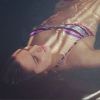 Kendall Jenner so hot dans la piscine