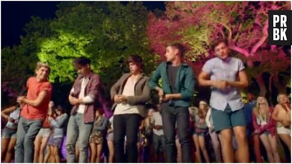 One Direction en pleine choré dans le clip de Live While We're Young