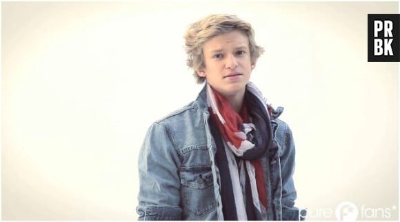 Cody Simpson prend la pose dans #FRANCEWANTSCODY