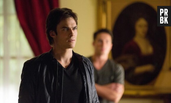 Damon pas très heureux dans Vampire Diaries