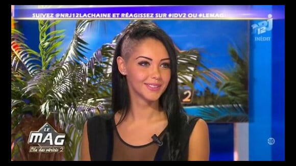 Nabilla : Une tenue très sexy pour sa première chronique dans L'Ile des vérités, Le Mag ! (VIDEO)