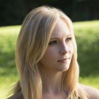 The Vampire Diaries saison 4 : Caroline va-t-elle se laisser séduire par Klaus ? (SPOILER)