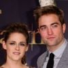 Les potes de Robert Pattinson n'ont pas invité Kristen Stewart !