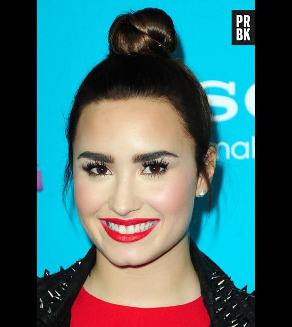 Demi Lovato : Clashée pour ses sourcils trop épais