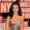 Katy Perry a déclaré la guerre à Kristen Stewart