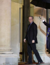 Eric Schmidt, le Président de Google, arrive à l'Elysée pour trouver un accord avec François Hollande.