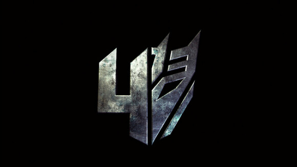 Transformers 4 : Michael Bay promet un film qui va "élargir la franchise"