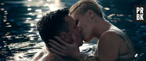 Pink, très tactile dans son clip de Just Give Me A Reason