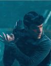 Spock et sa coupe Playmobil dans Star Trek Into Darkness