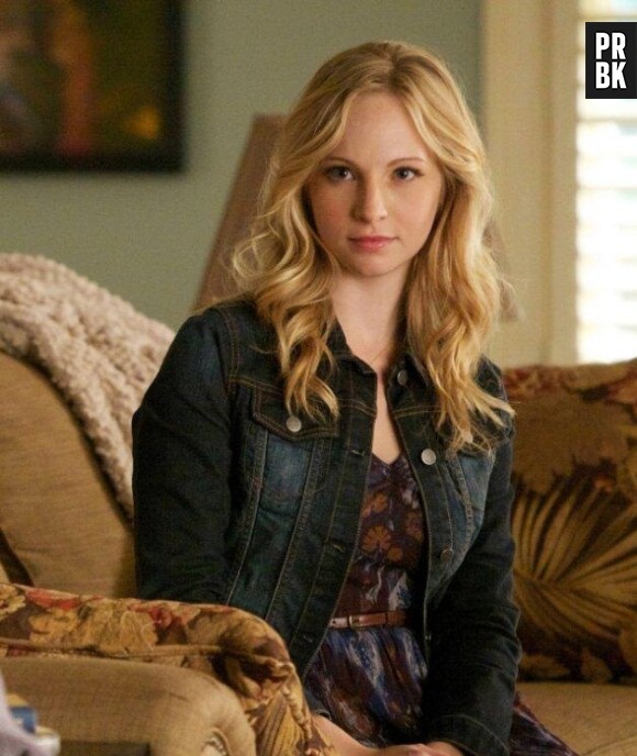 Caroline se retrouve seul dans The Vampire Diaries