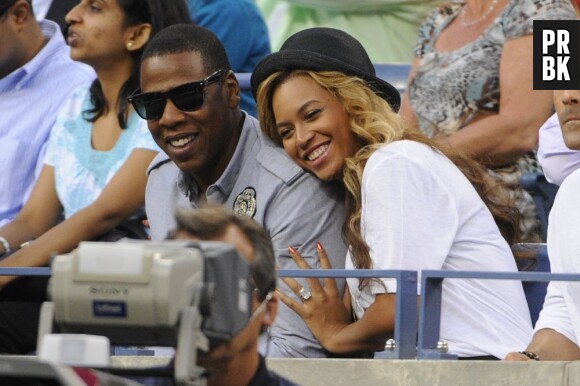 Beyoncé et Jay-Z heureux parents qui ne lisent pas les critiques sur leur fille sur Twitter