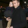 David Beckham papa canon et sa petite Harper Seven, un peu appeuré par la foule