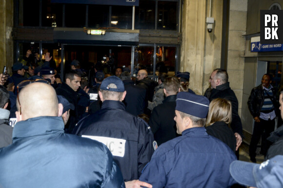 A la Gare du Nord lundi soir, il y avait du monde pour accueillir les Beckham