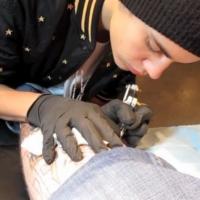 Justin Bieber : de tatoué à tatoueur... raté