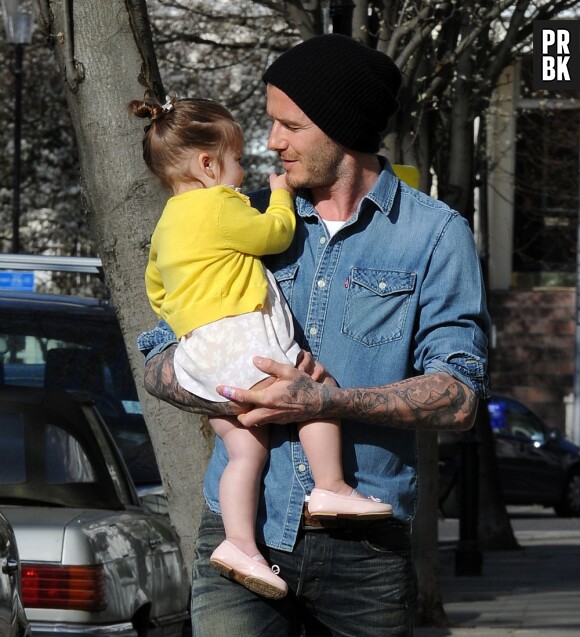 David Beckham et sa fille Harper, à Londres ce mercredi 24 avril