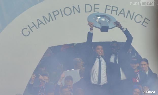 Le PSG a reçu son trophée dans une drôle d'ambiance